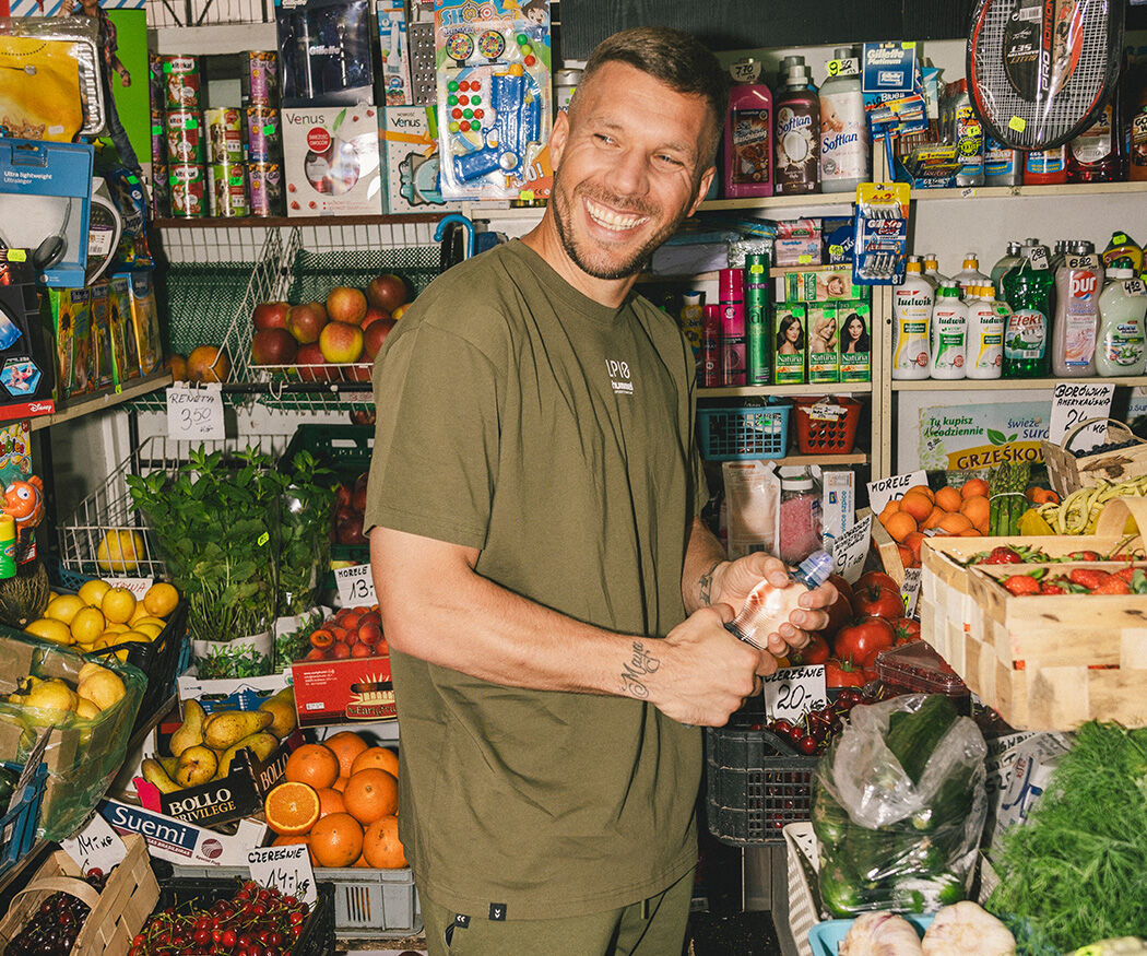 hummel x Podolski